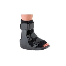 BOTA WALKER CORTA